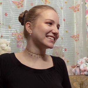 Meet your Posher, Rose-laurence